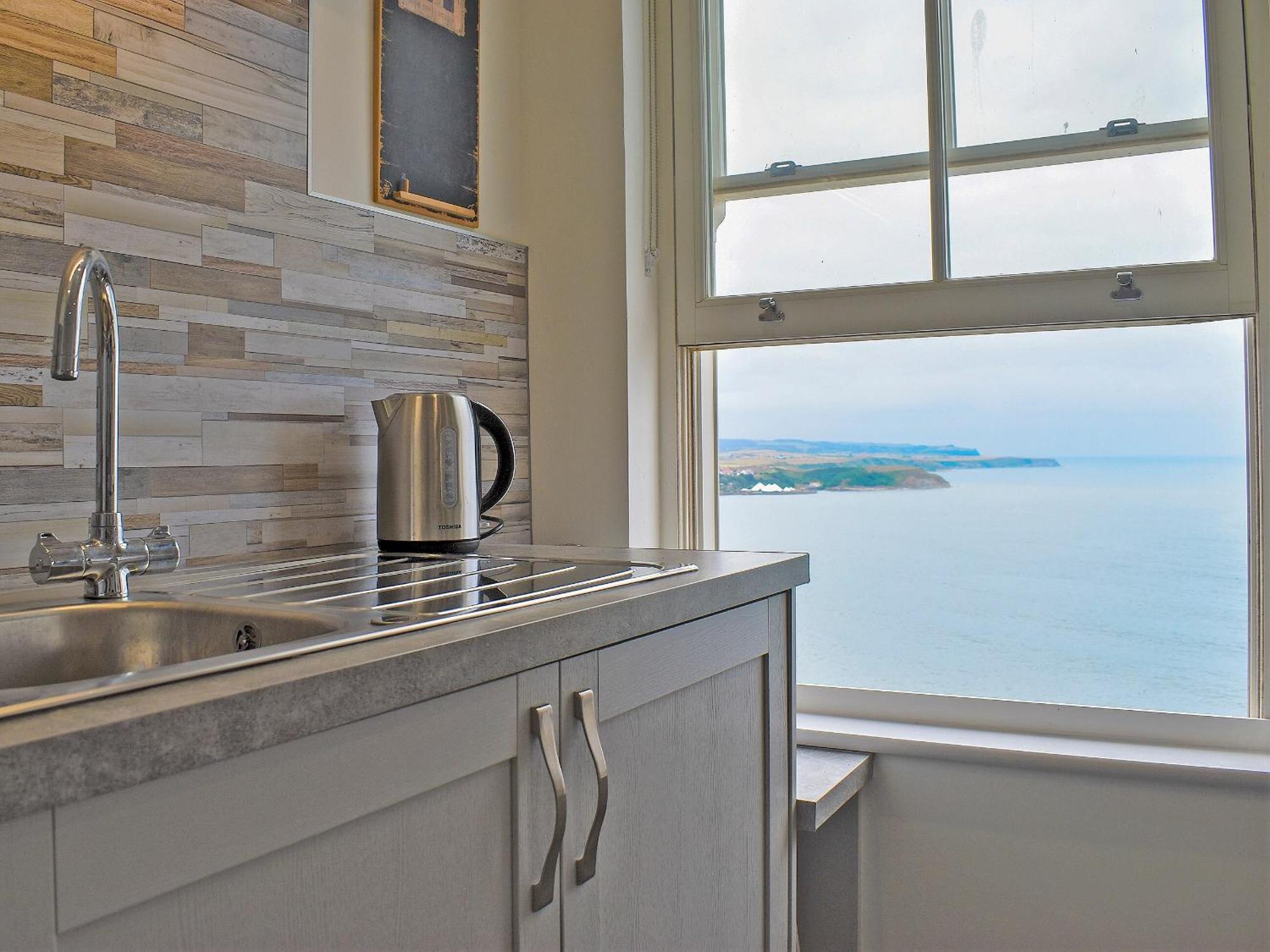 Вилла Sea View Sanctuary Скарборо Экстерьер фото